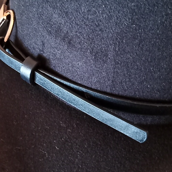 I.N.C Stylish Black Fedora Hat With Adjustable Fit Band. NWT. One Size. - Picture 4 of 11